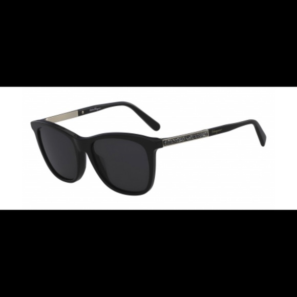 NWC Salvatore Ferragamo square 53mm sunglasses New in case made in Italy main image 6